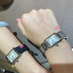 Cartier Tank Must 33,7 mm Quartz 5A Replica Orologio